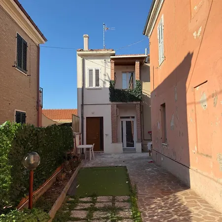 Oasi Fanese Appartement *